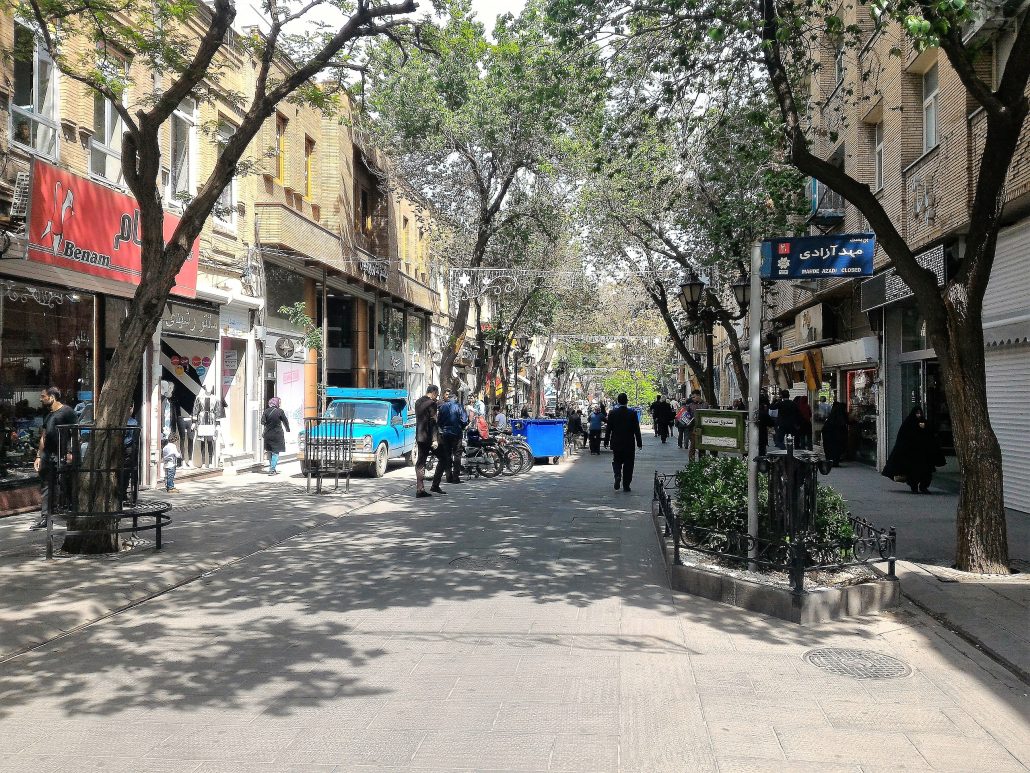 2560px-Tarbiat_Street4