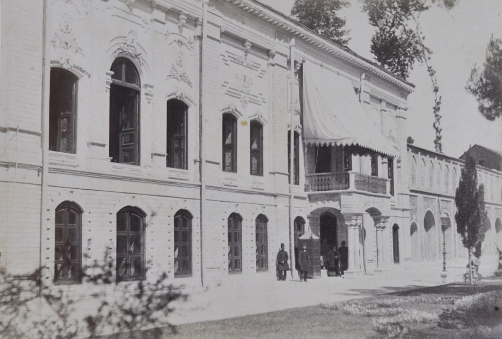 Abyaz_894-68_GolestanPalace