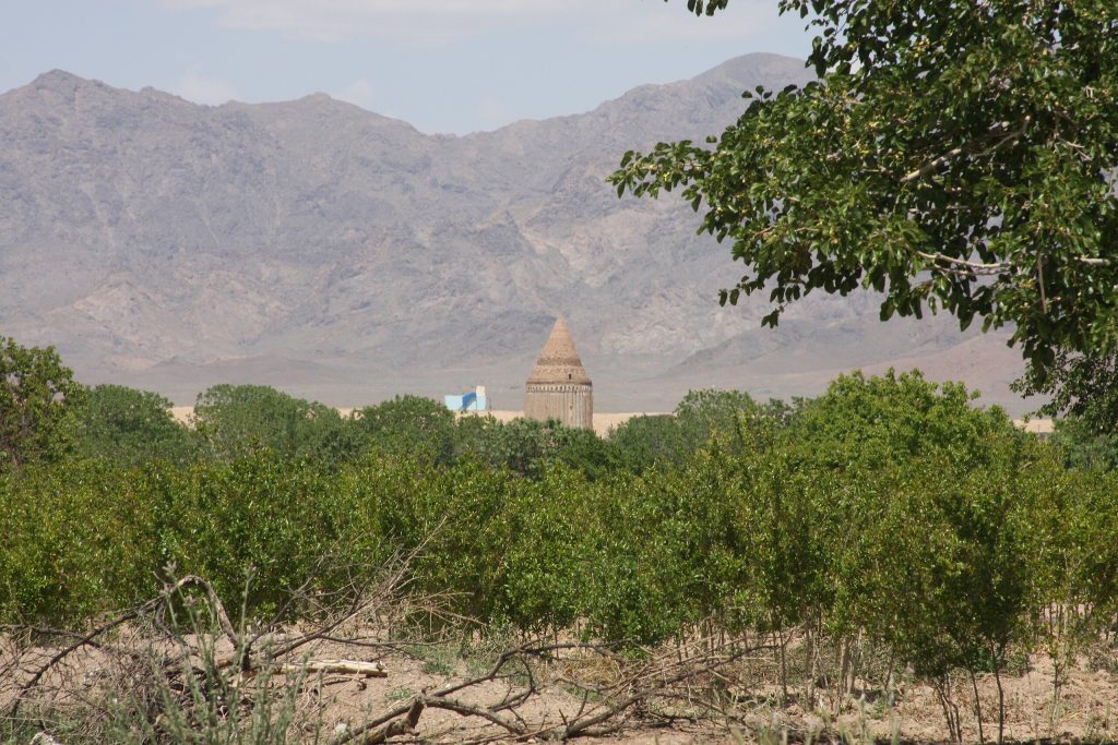 Aliabad-e_Keshmar2011-09-25