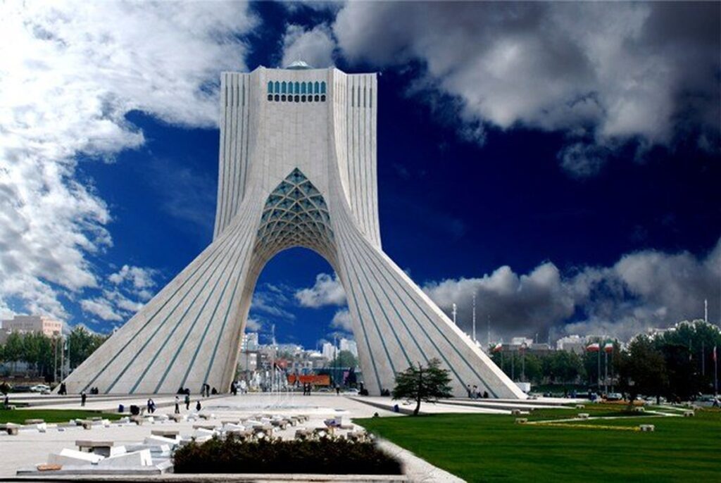 Azadi-tower-in-Nuwroz-1024x686