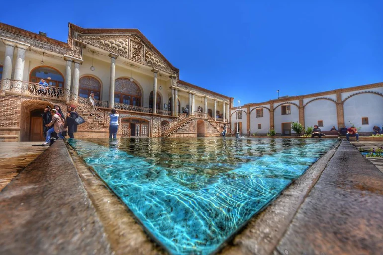 Google-Maps-موزه-قاجار-تبریز-10