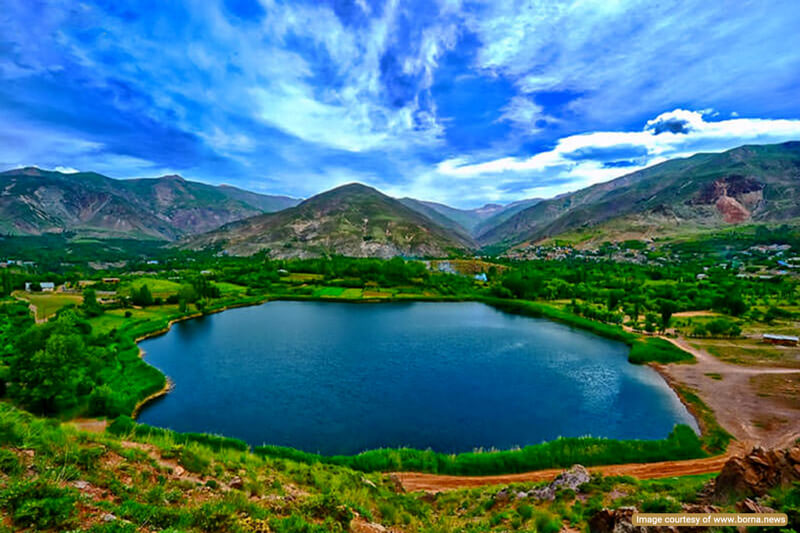Ovan-Lake-in-Northern-Iran