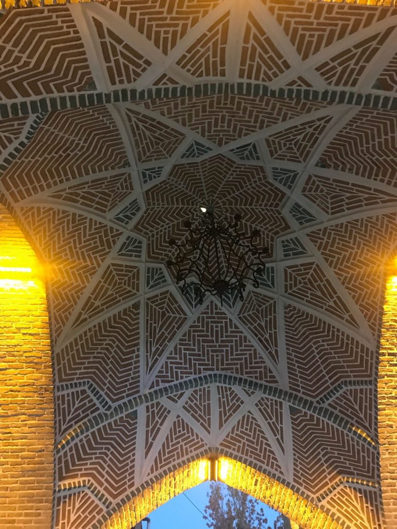 tarbiat-walking-street (1)