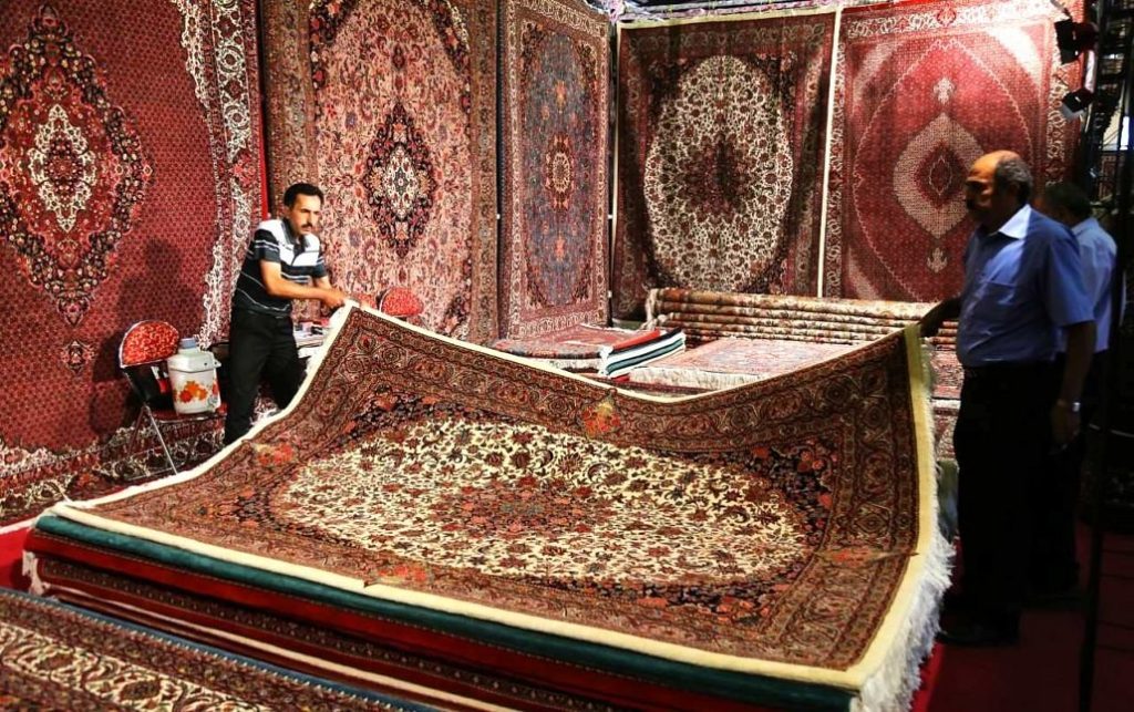 the-art-of-carpet-weaving